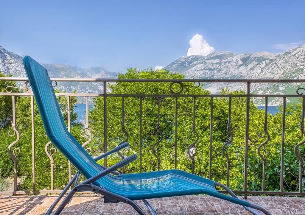 Apartmani Stanovcic Donji Morinj Exterior photo